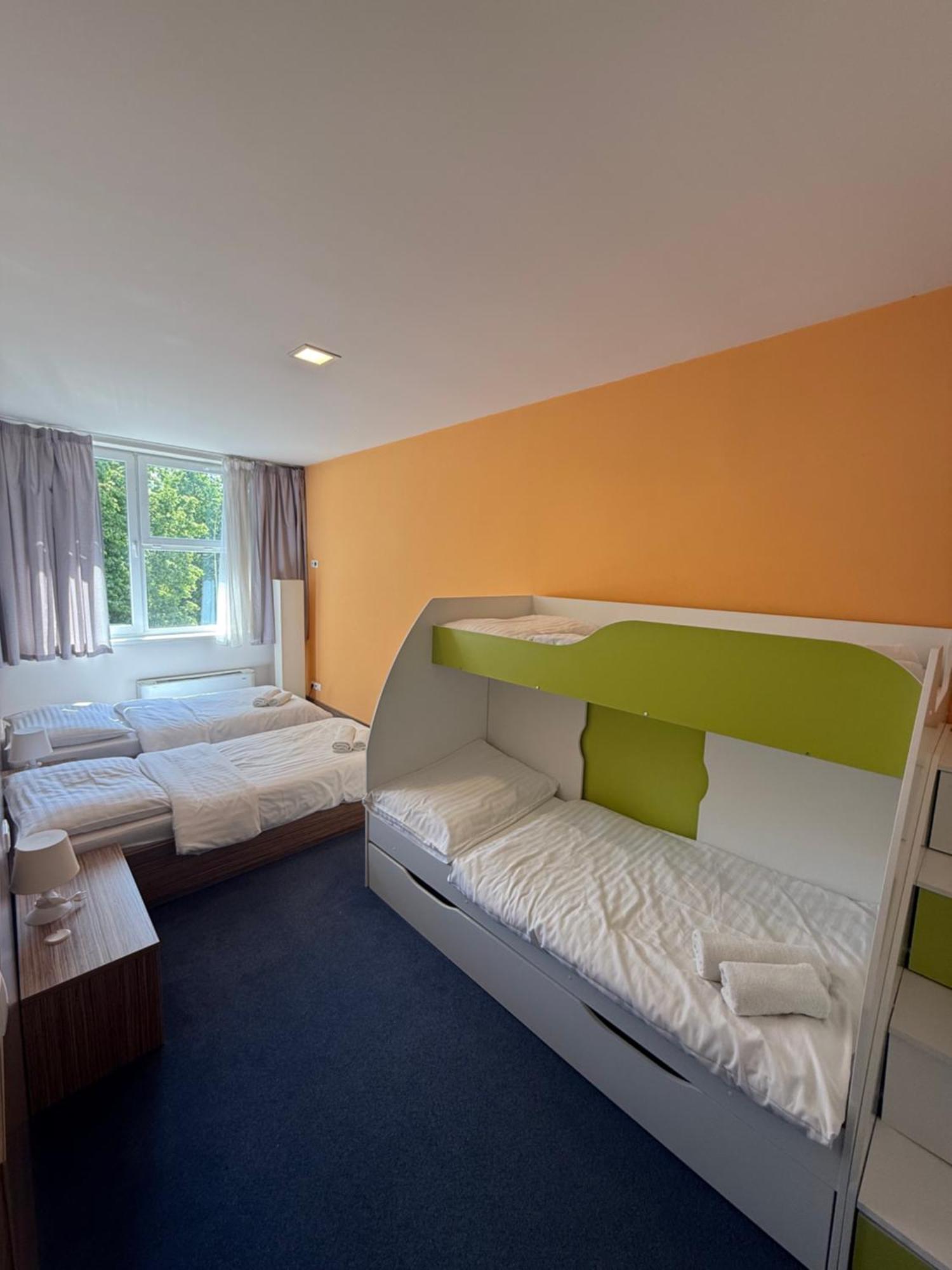 Hotelik Kosice Bagian luar foto