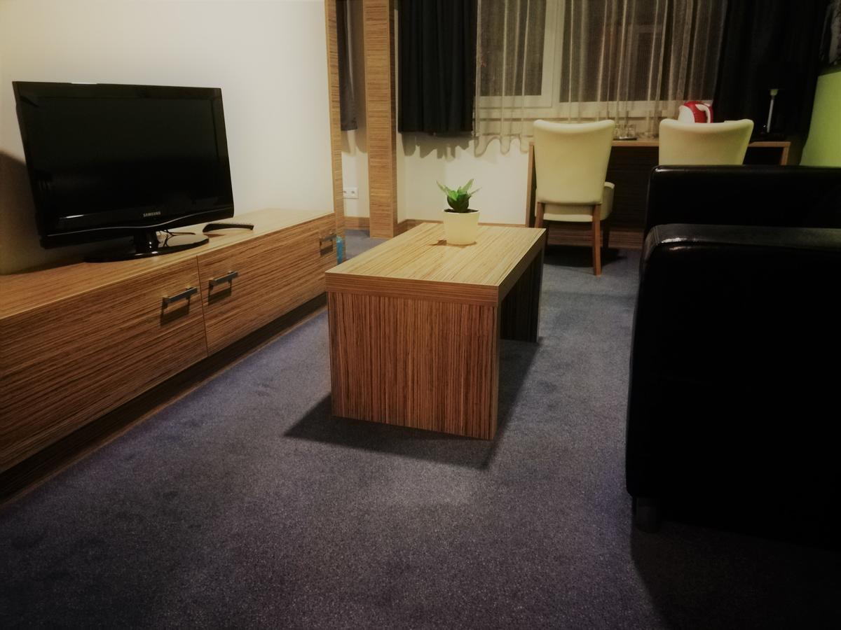 Hotelik Kosice Bagian luar foto